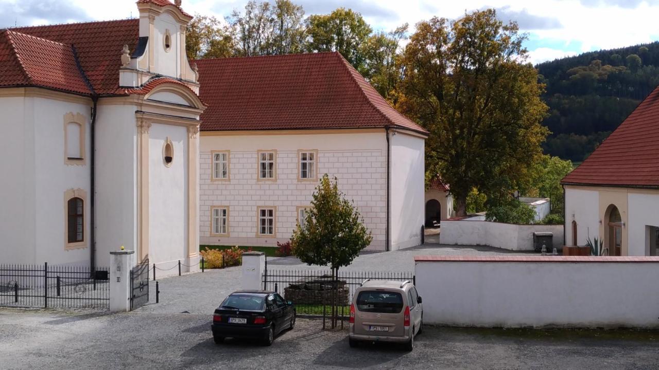 Zamek Hradek U Susice Hotel ภายนอก รูปภาพ